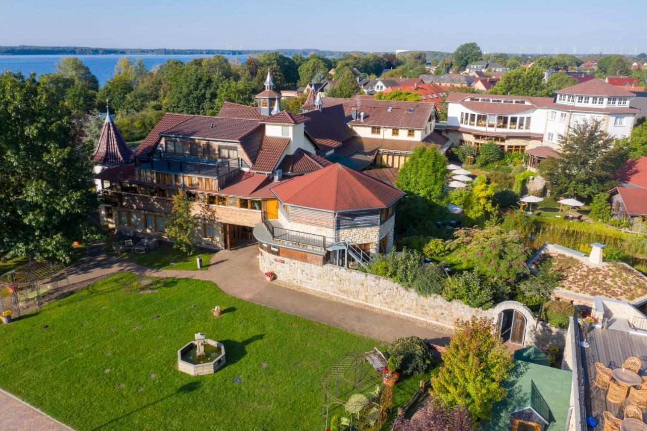 Wellnesshotel Seeschloesschen - Privat- Spa & Naturresort Senftenberg Exterior photo