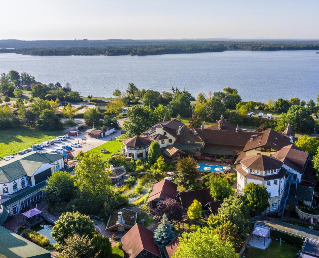 Wellnesshotel Seeschloesschen - Privat- Spa & Naturresort Senftenberg Exterior photo